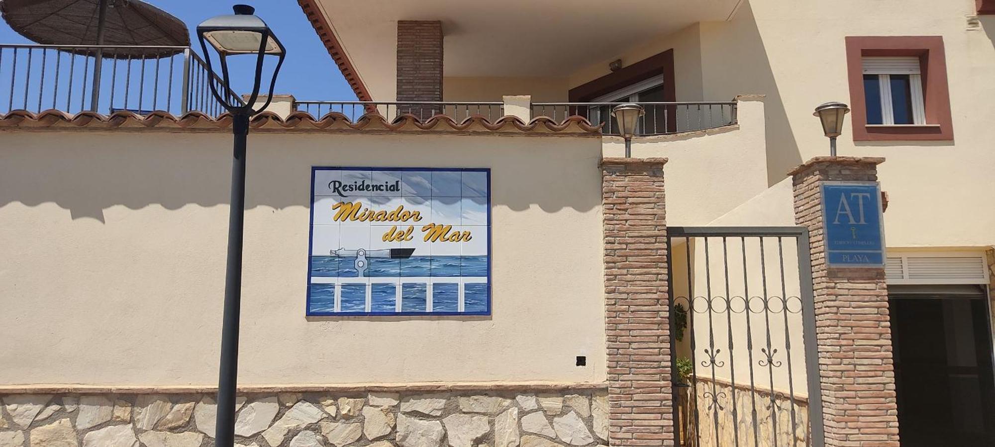 Apartamentos Turisticos Mirador Del Mar 帕洛马勒斯 外观 照片